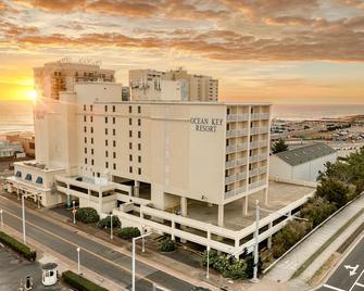 The Ocean Key Virginia Beach Resort - Virginia Beach - Building