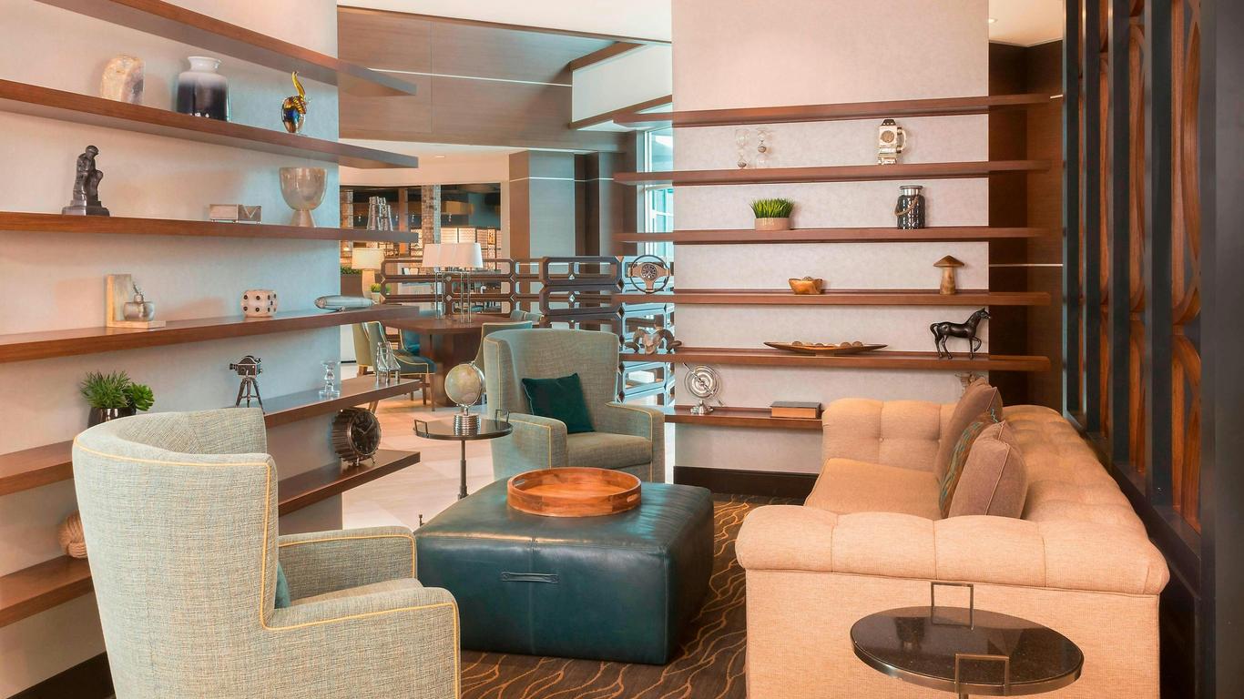 Sheraton Mesa Hotel at Wrigleyville West