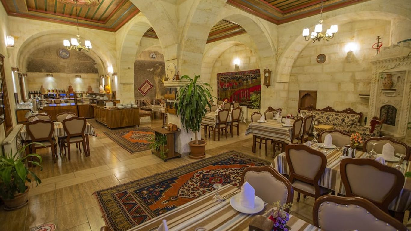 Stone House Cave Hotel