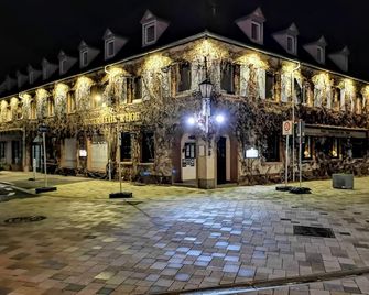 Hotel Restaurant Kaiserstuehler Hof - Breisach