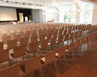 Halber Mond - Heppenheim - Meetingraum