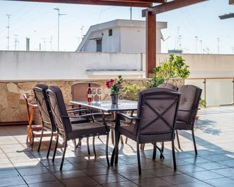 Aurora Rooms - Lecce - Balcón