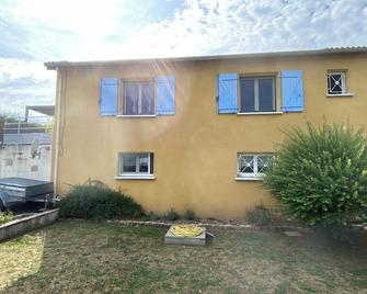 La Maison Provençale - Firminy - Building