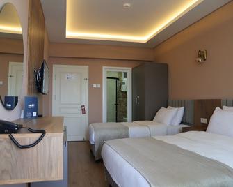 Otel 57 - Sinop - Yatak Odası
