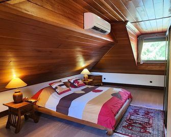 Magnificent property with Jacuzzi and private dock - Maharepa - Habitación