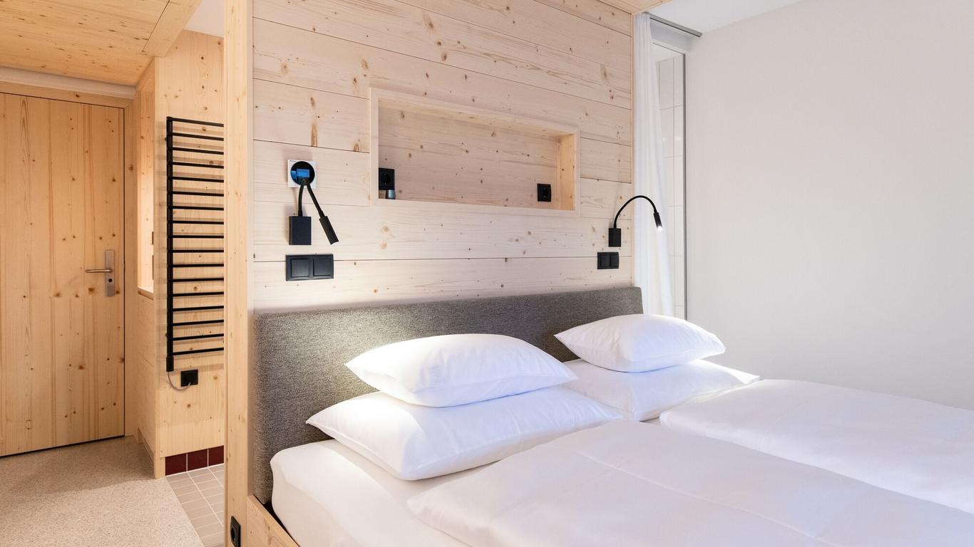 Mari Pop Hotel