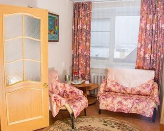 Hotel Buyan-Badyrgy - Kyzyl - Living room