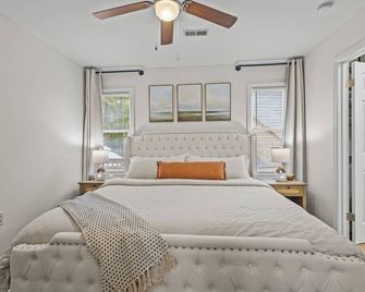 Clemsonilakesideiparkpassipizzaovenlyoutubetvlfirepit - Anderson - Habitación