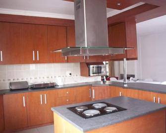 Pimville Guesthouse - Johanesburgo - Cocina