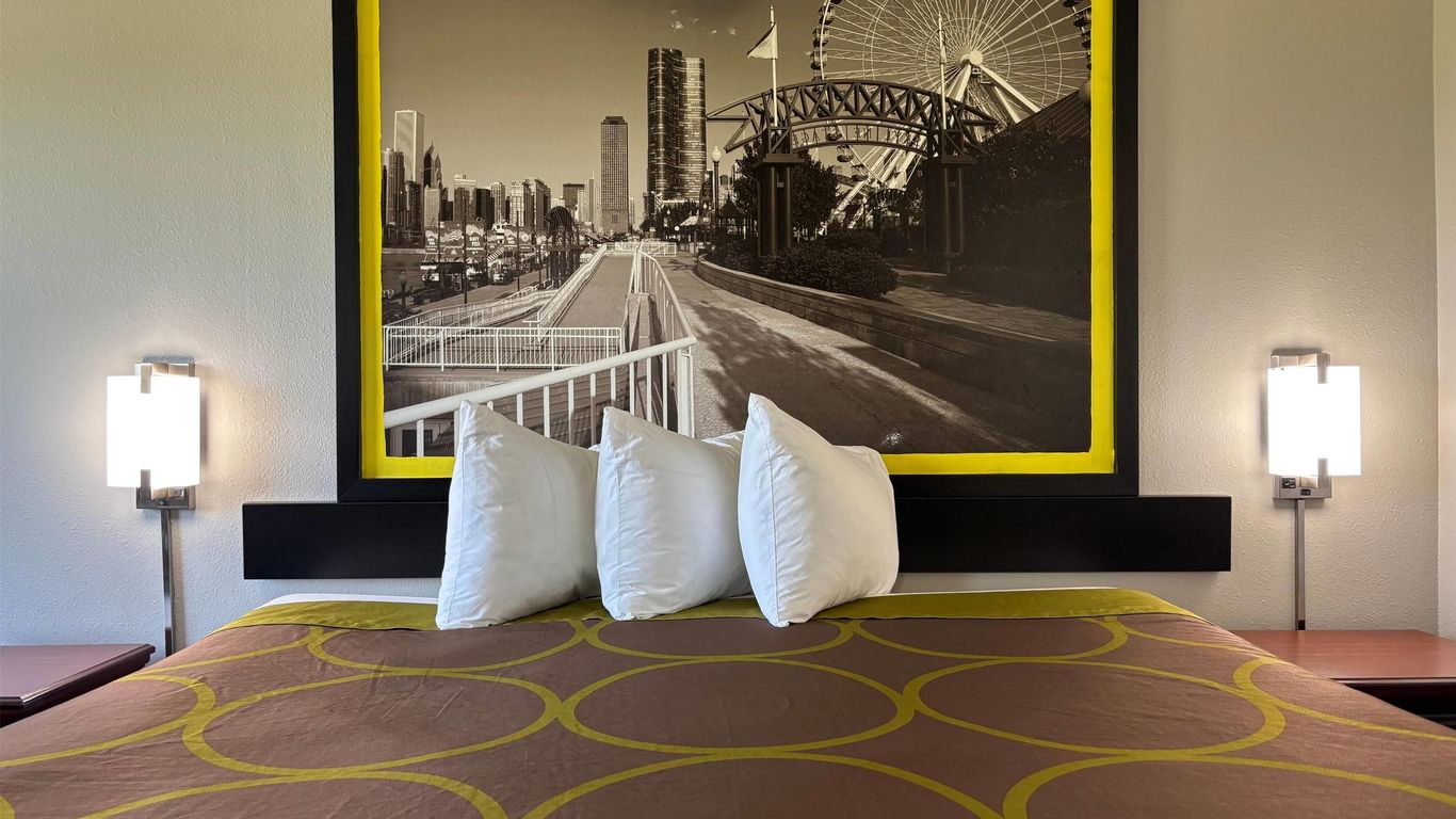 Super 8 by Wyndham Mt. Carmel IL