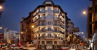 Hotel Avenida - Pamplona - Edificio