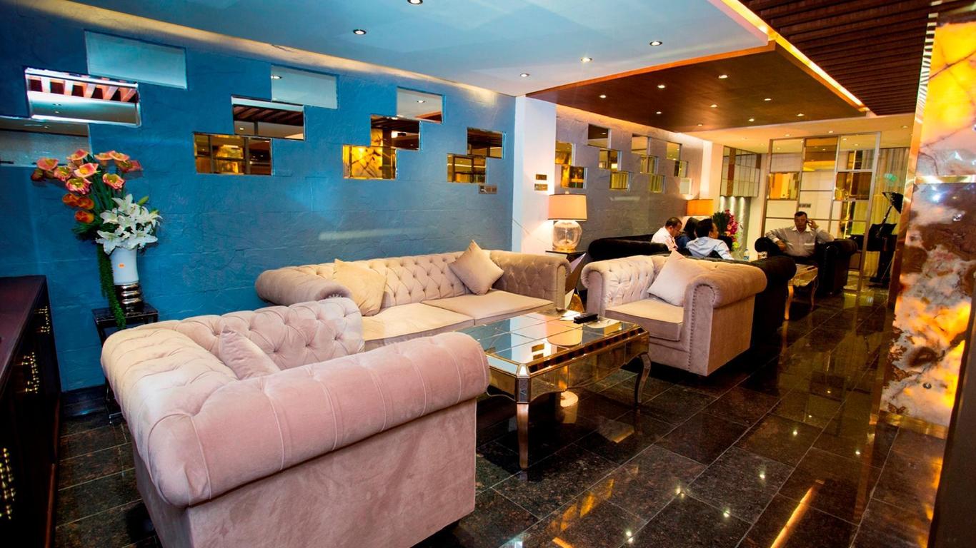 Monsoon Inn
