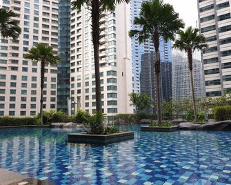 The amazing Sahid Sudirman residence - Jakarta - Pool