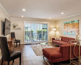 Ramon Estados Retreat - Palm Springs - Living room