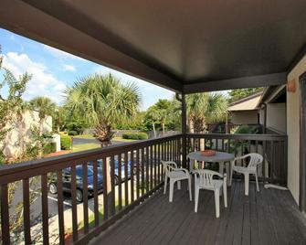 Portside Resort by Panhandle Getaways - Panama City Beach - Balcony