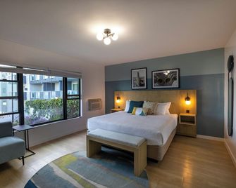Tides Oceanview Inn and Cottages - פיסמו ביץ' - חדר שינה