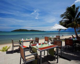 Centra by Centara Coconut Beach Resort Samui - Koh Samui - Restaurante