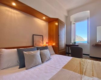 La Spiaggia - Moneglia - Slaapkamer