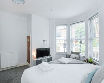 The Linden Grove Apartments - Nottingham - Bedroom