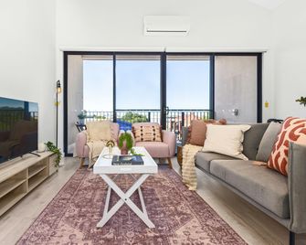 Urban Rest Port Adelaide Apartments - Port Adelaide - Sala de estar