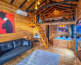 Tringo Bungalov - Ayvalik - Phòng khách