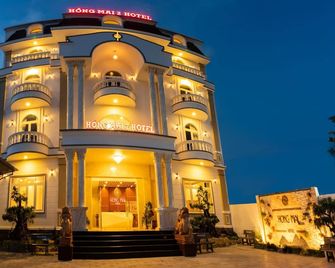 홍마이 2 - 업 반 뜨 떠이 - 건물