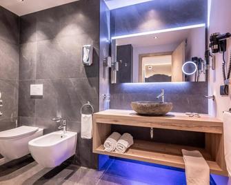 Hotel Val Di Sole - Mezzana - Łazienka