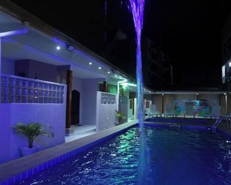 Pousada e Espaço Aurora Peruíbe - Peruíbe - Pool