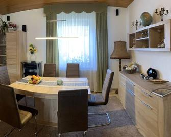 Vacation apartment Klarblick! Directly at the Teutoburg Forest in Bad Iburg - Bad Iburg - Essbereich