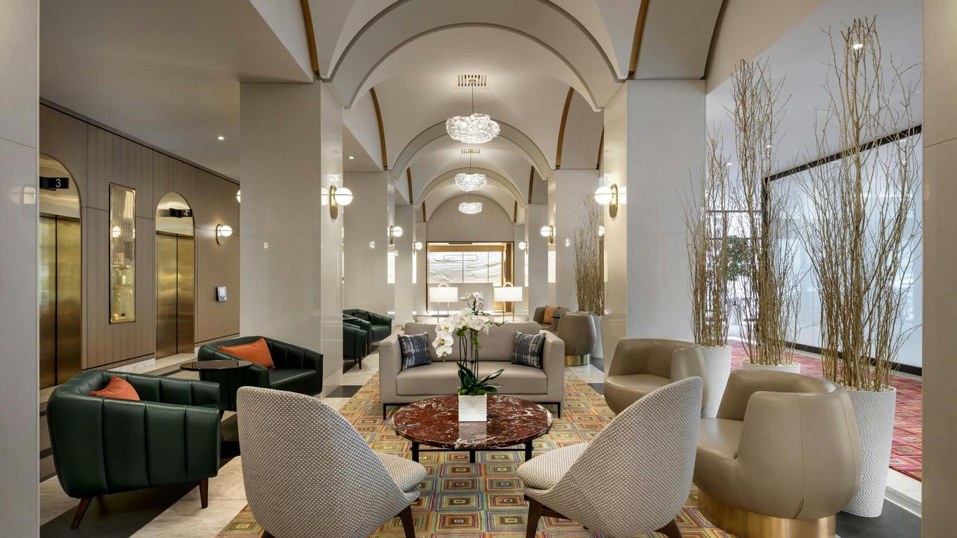 Montreal Marriott Chateau Champlain