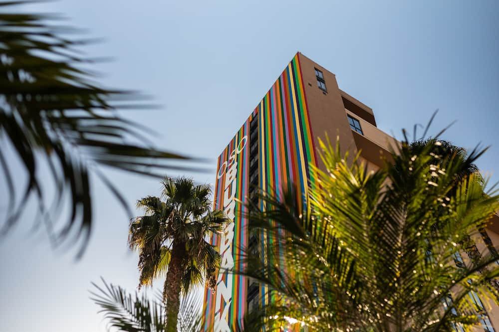Hotel Burbank from $106. Burbank Hotel Deals & Reviews - KAYAK
