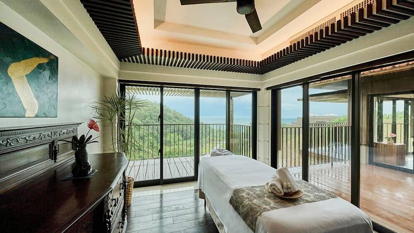 宜野座平松酒店及度假村