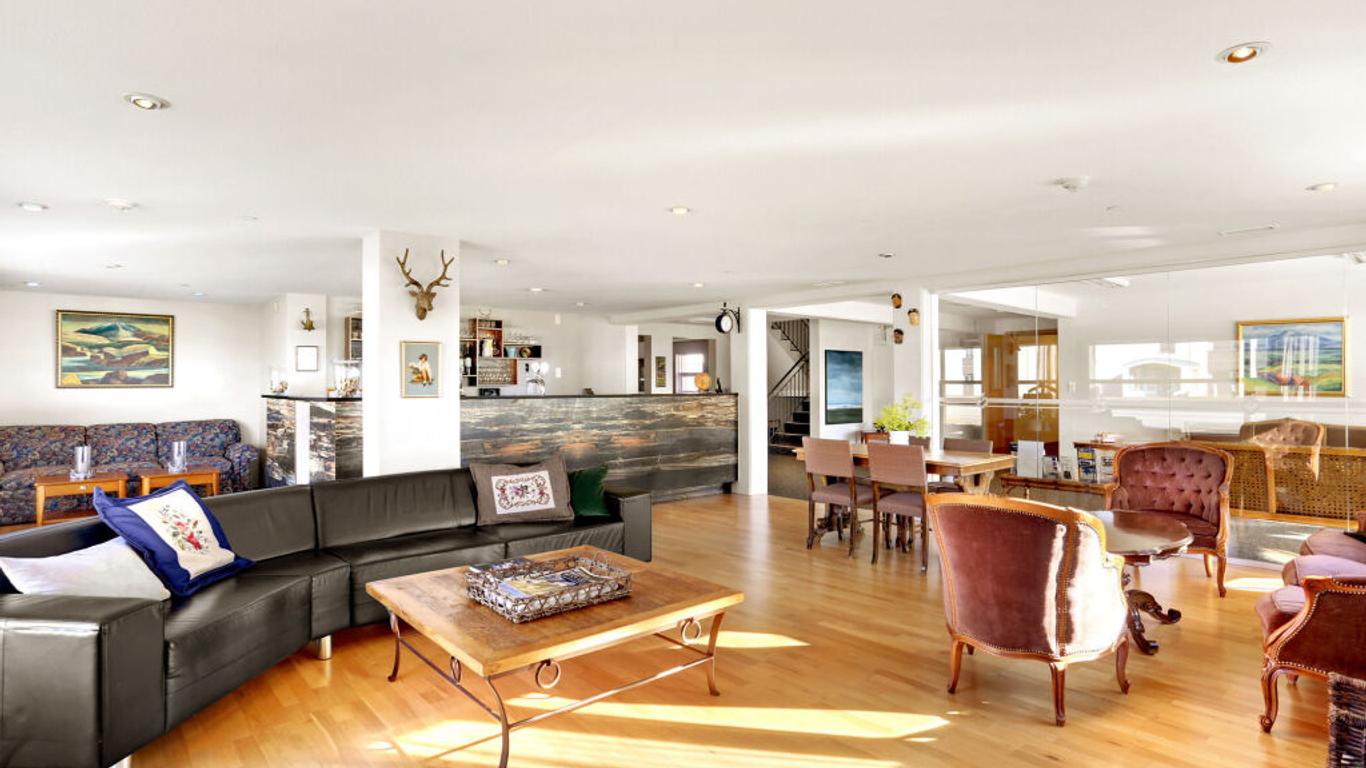 Eldey Airport Hotel
