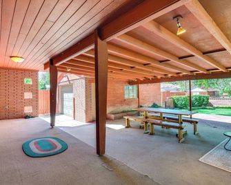 27 Mi to Zion: Home w/ Backyard in Cedar City! - Cedar City - Patio