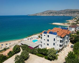 Hotel Emblem - Saranda