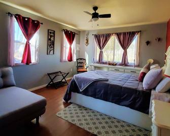 Beautiful, impeccable and safe home in the heart of Valle de Guadalupe. - Ejido El Porvenir - Bedroom