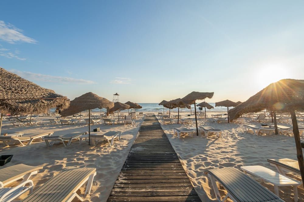 فندق شاطئ مرحبا