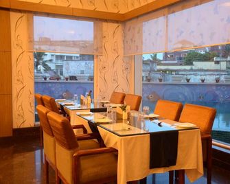 Jamindars Palace - Puri - Restaurant