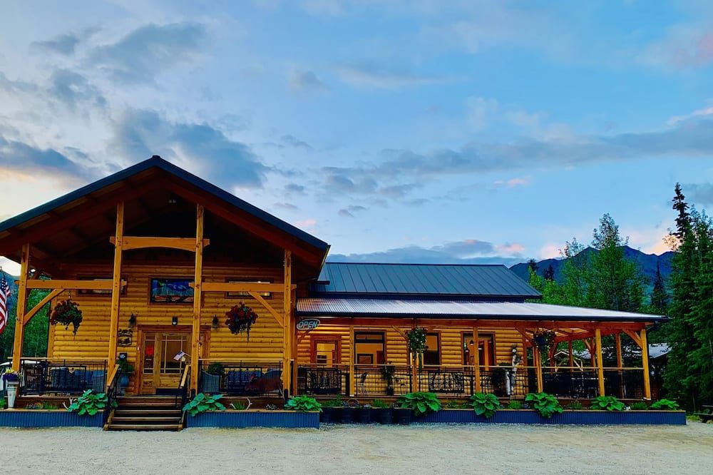 ماكينلي كريكسايد كابينز