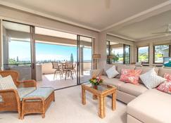 K B M Resorts- KGV-19T1 Premium 1Bd villa, sweeping ocean views, masterfully remodeled - Kapalua - Living room
