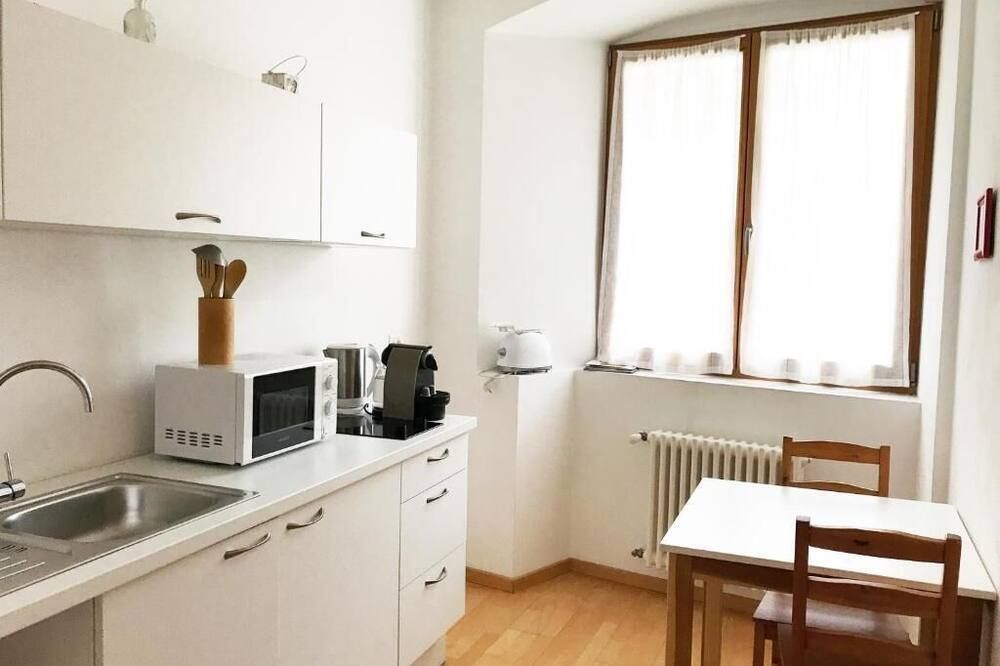 أرجينتيري جيست هاوس