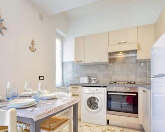 Beautiful Apartment In Santa Margherita - Santa Margherita Ligure - Kjøkken