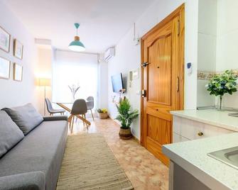 Apartment Boliches by 10ToSea - Fuengirola
