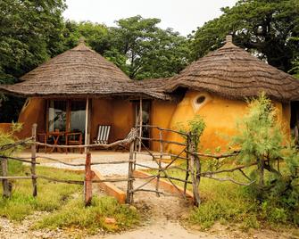 Les Collines De Niassam - Palmarin - Patio