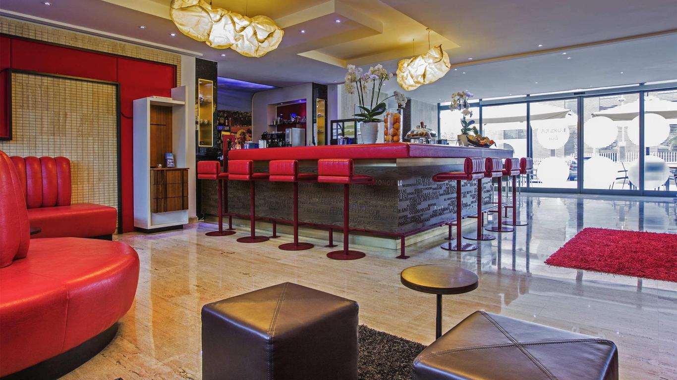 نوفوتيل روما إيور