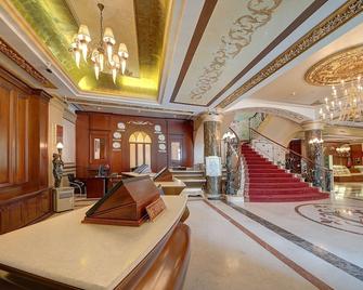 Royal Ascot Hotel - Dubai - Hành lang