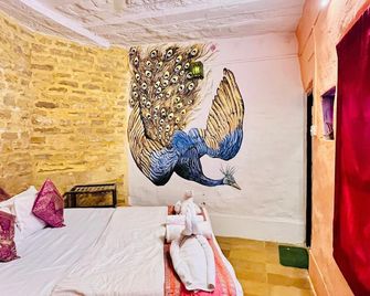 Fort House Jaisalmer - ג'יסלמר - חדר שינה