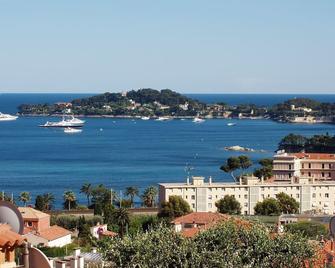 Quiet 2 room apartment in nice villa with idyllic view - Beaulieu-sur-Mer - Outdoors view