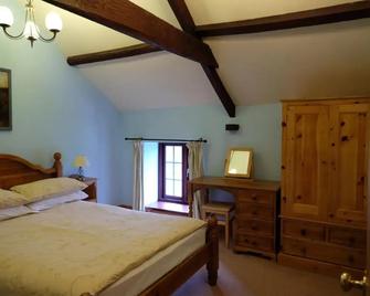 Brynderwen - Brecon - Quarto