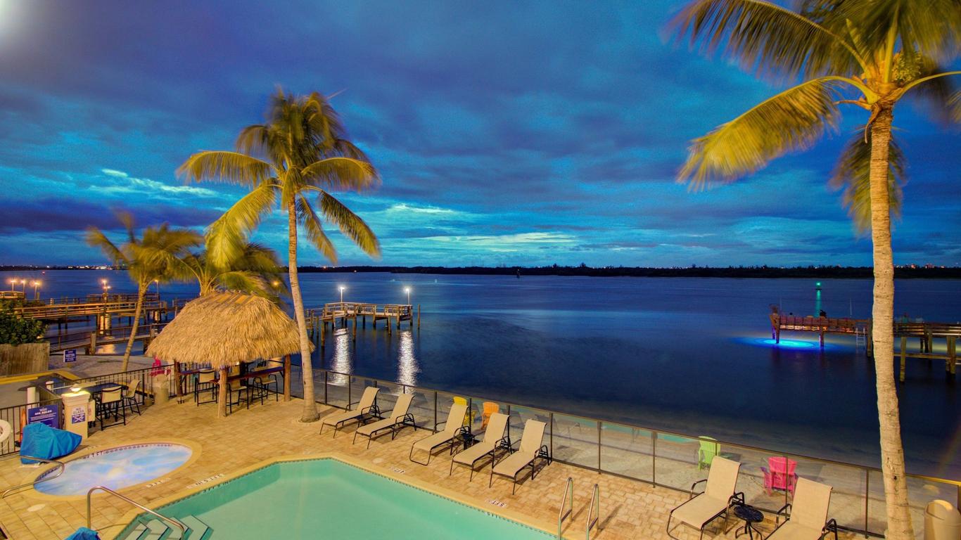 هاتشينسون أيلاند هوتل